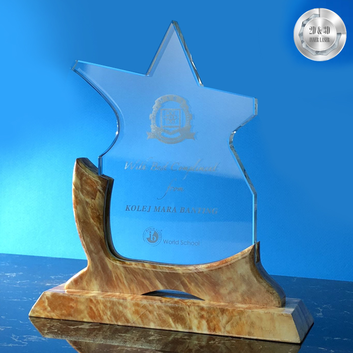 9304 - Exclusive Crystal Awards