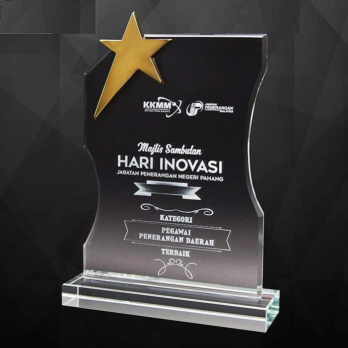 9252 - Exclusive Crystal Star Plaques