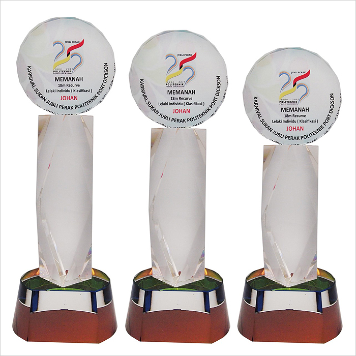 8299 - Exclusive Crystal Glass Awards