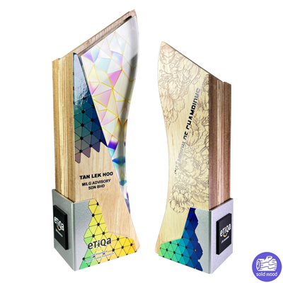 7530 - Wooden Trophy