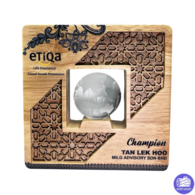 7566 - Wooden Plaque