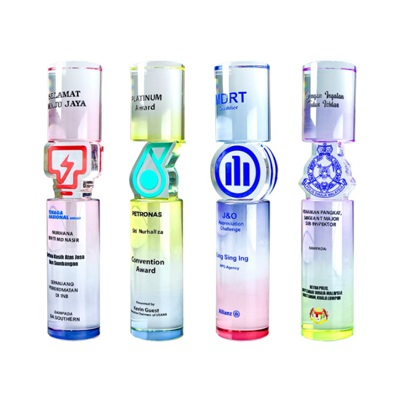 1068 - Acrylic Award