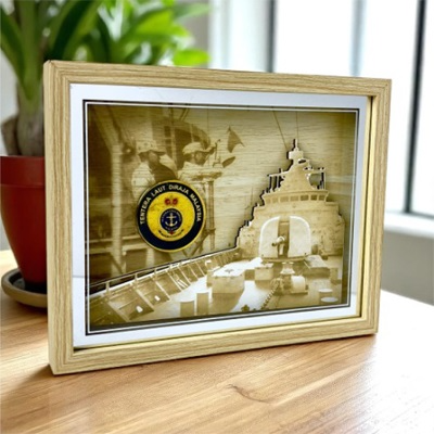 7756 - Wooden Frame Award