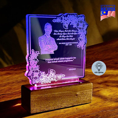 5265 - Innovative Design Acrylic Award