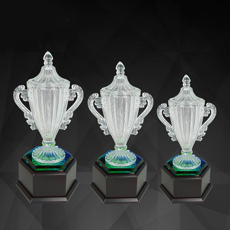 9135 - Exclusive Crystal Trophy