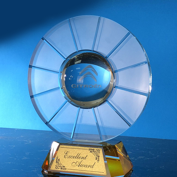 9302 - Exclusive Crystal Awards